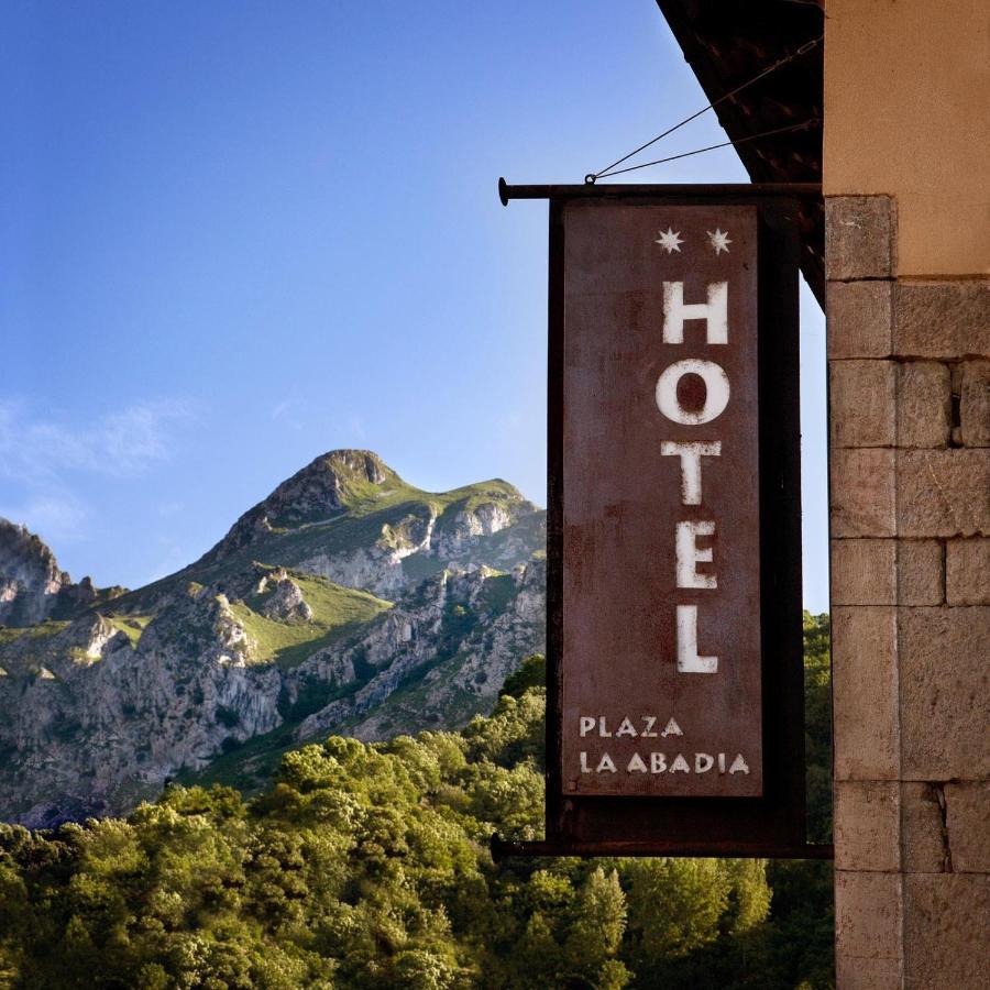 Hotel La Plaza Proaza Exterior photo